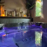 러브호텔 1001 Merveilles Jacuzzi Parenthese Intime & Relaxante (adults Only) Lagrace-Dieu